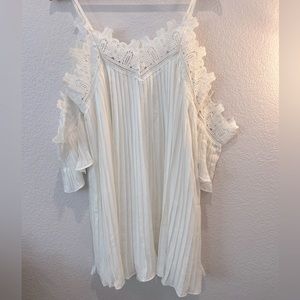 Endless Rose, Size M, White cold-Shoulder, Pleated Dress